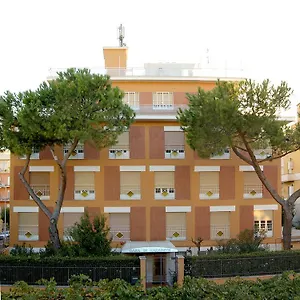 casa-per-ferie-casa-nazareth.it-romehotels.com/