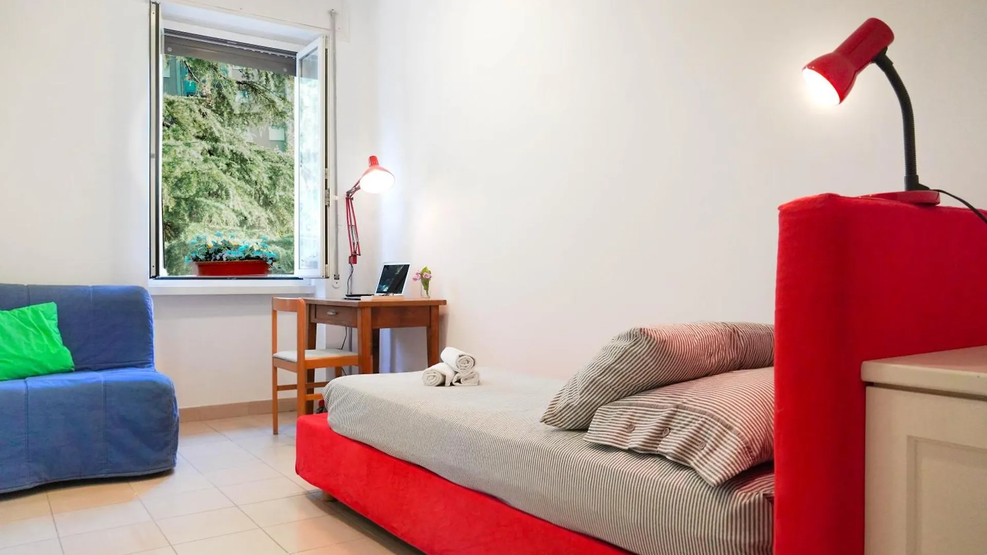 Ciaomi - Hostel & Long Stay - Milano Niguarda & Bicocca Pensjonat